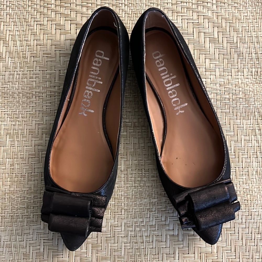Suede flats, Daniblack, size 6